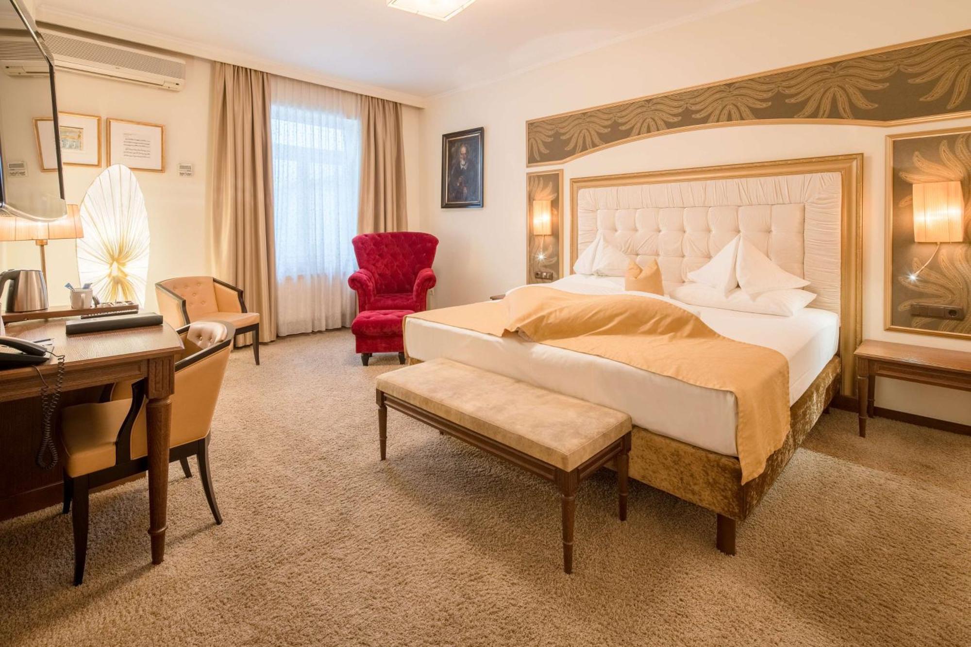 Hotel Western Goldener Adler 4*